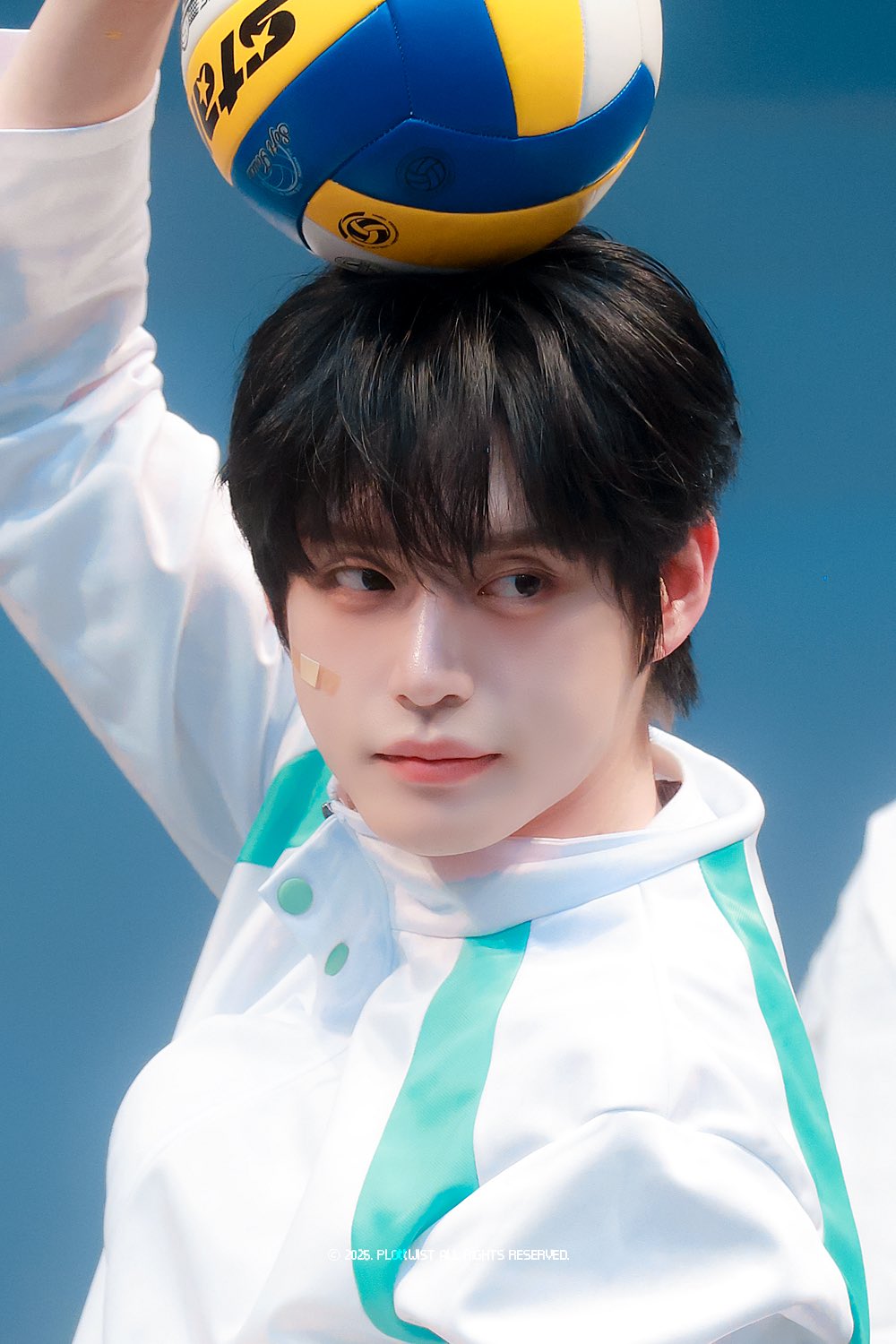 Latest photo of Kim Jiwoong (ZEROBASEONE)