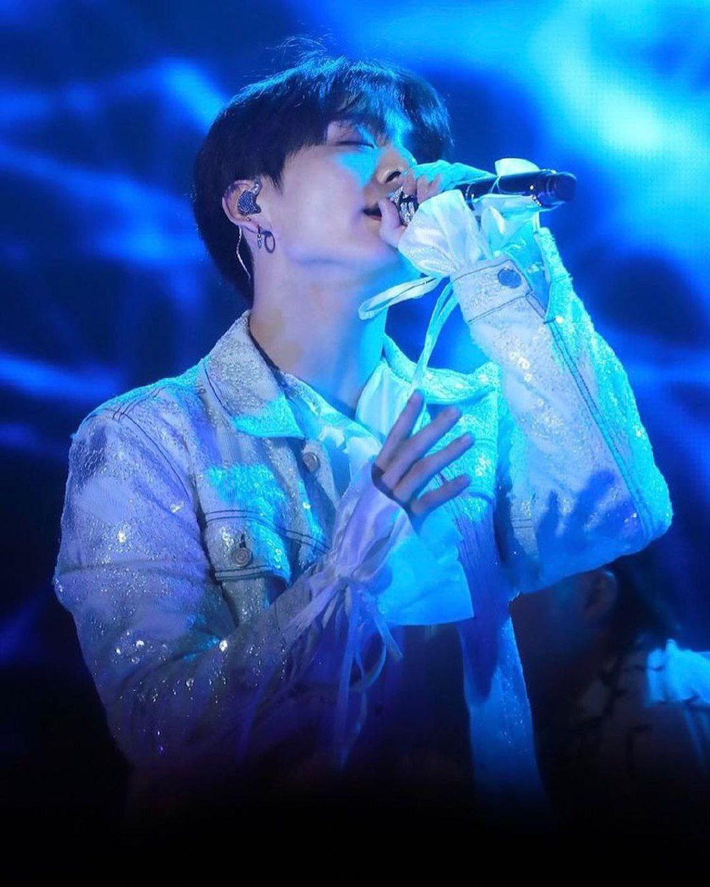 정국 (방탄소년단)의 최신 사진