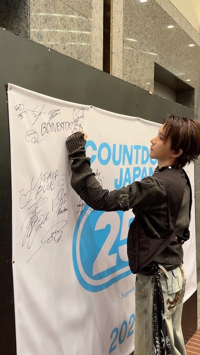 Behind-the-scenes cut of Leehan (BOYNEXTDOOR)