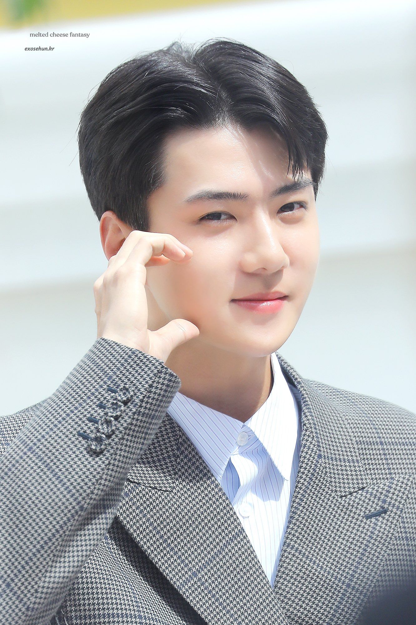 Recent activity shot of Sehun (EXO)