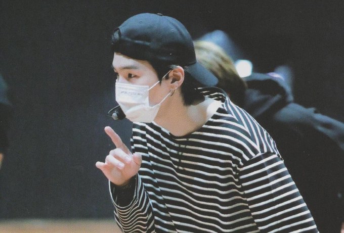 SUGA (防弹少年团)的幕后花絮