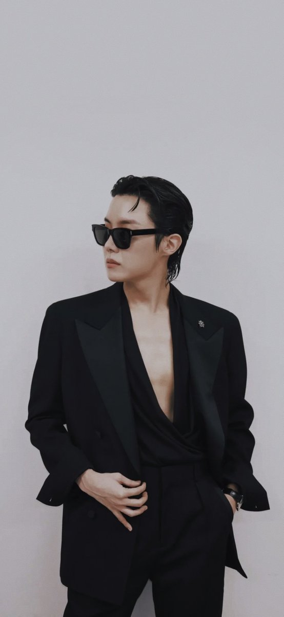 Behind-the-scenes cut of j-hope (BTS)