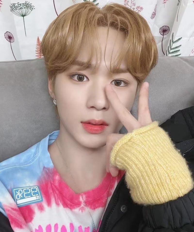 Behind-the-scenes cut of Kim Junseo (ALPHA DRIVE ONE)