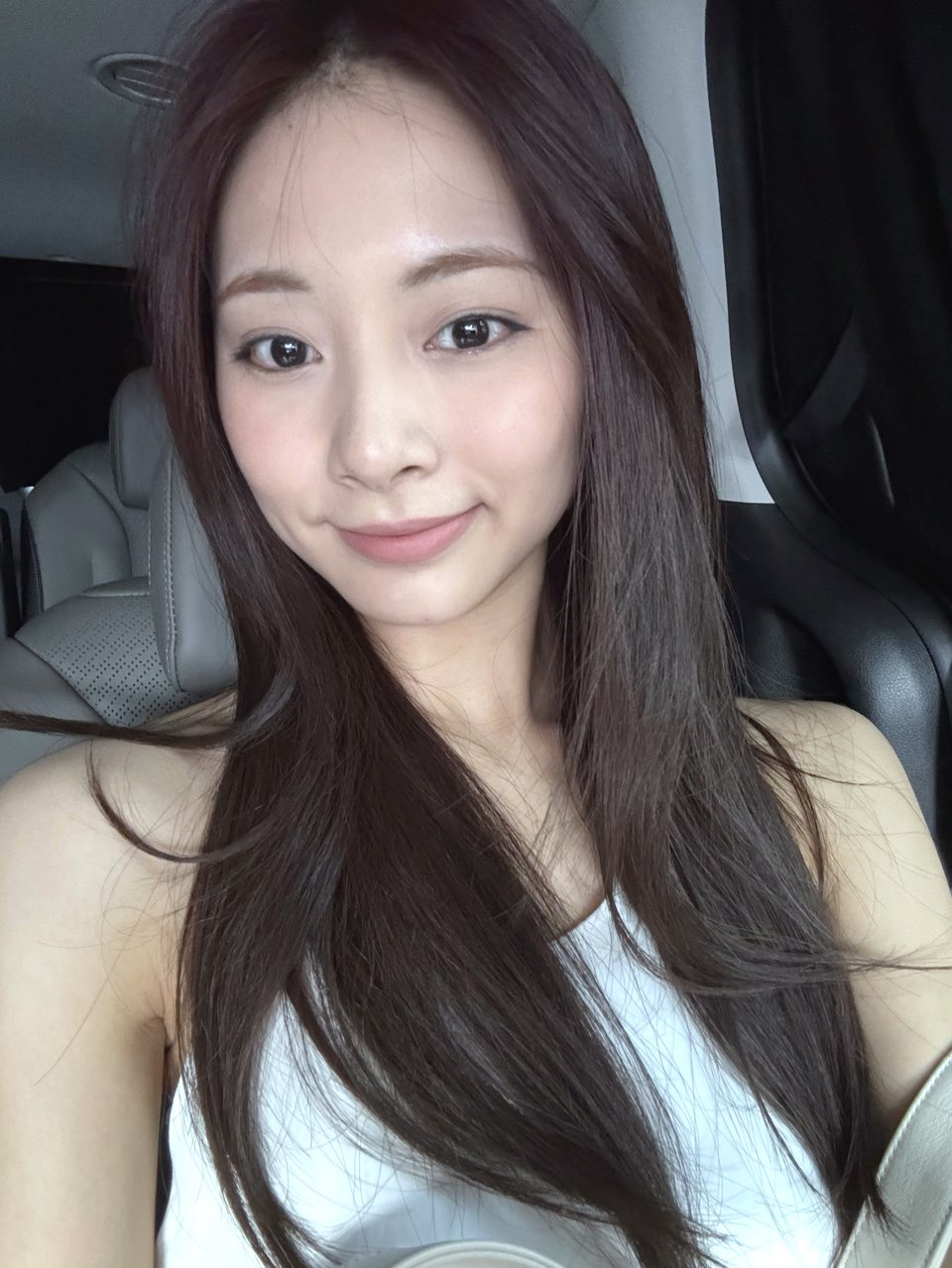 Latest photo of Tzuyu (TWICE)