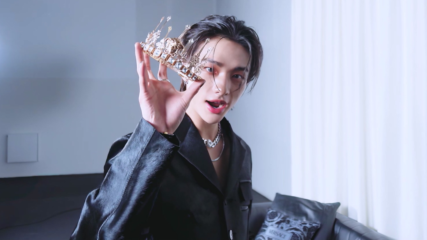 Behind-the-scenes cut of Hyunjin (Stray Kids)