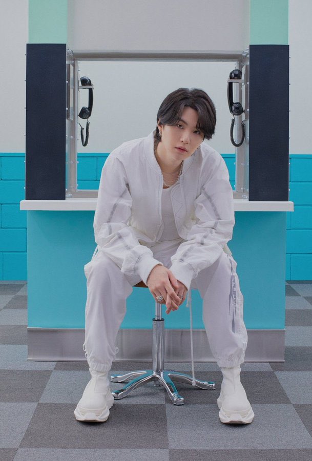 Behind-the-scenes cut of SUGA (BTS)