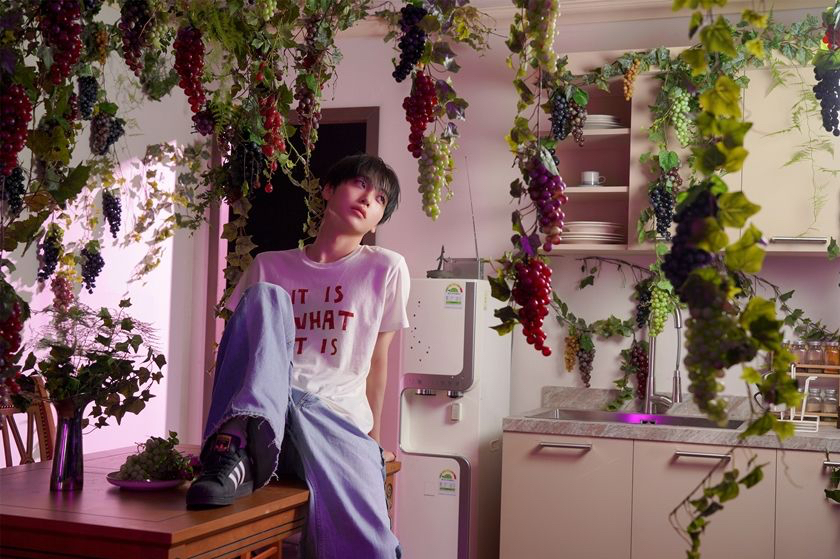 Latest photo of Hyeongjun (CRAVITY)
