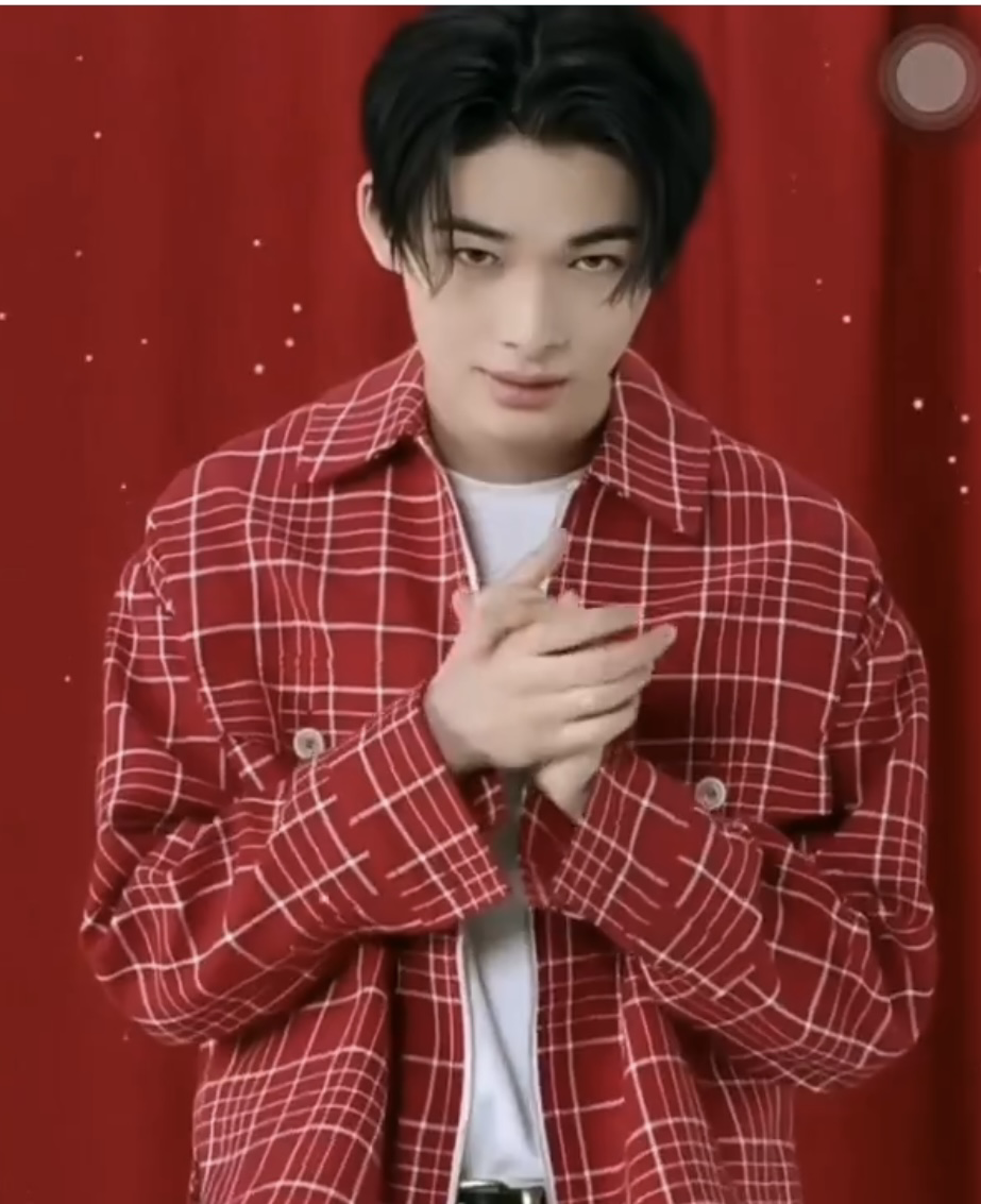 A moment captured by NI-KI (ENHYPEN)'s fan