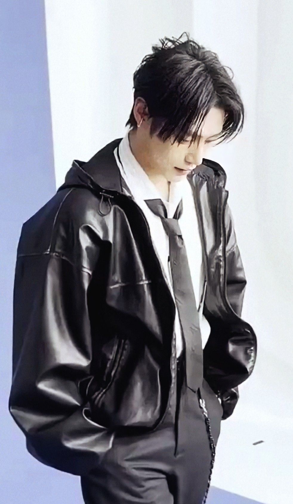 Fan-made special wallpaper for Kim Jiwoong (ZEROBASEONE)