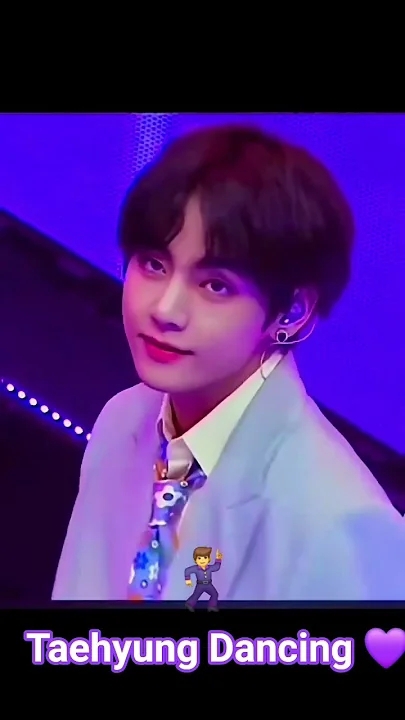 Behind-the-scenes cut of V (BTS)