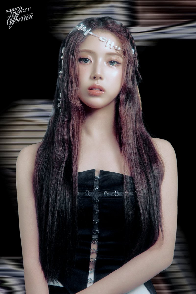 A moment captured by NMIXX's fan