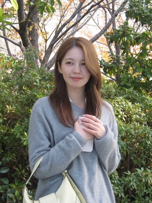 Ayaka (NiziU)的幕後花絮