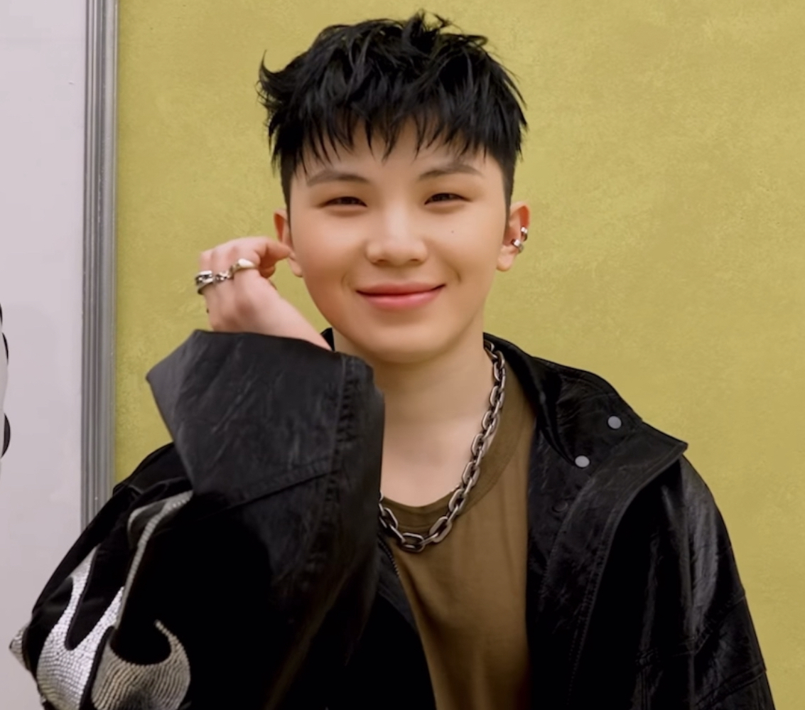 Latest photo of Woozi (SEVENTEEN)