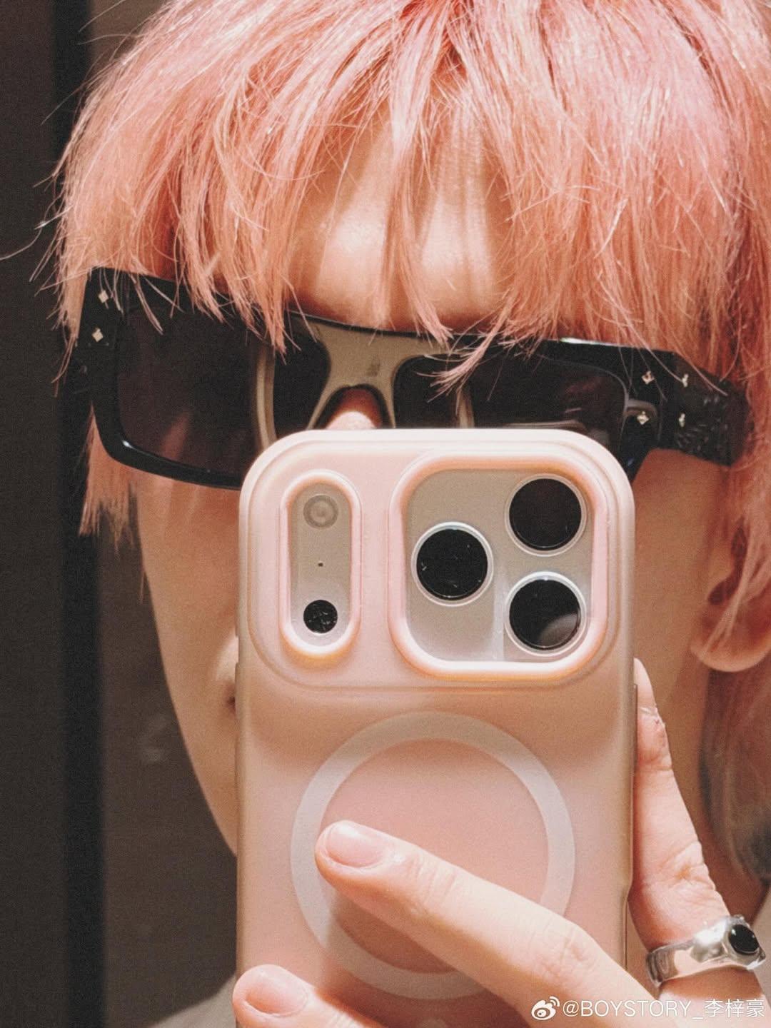 Latest photo of Zihao (BOY STORY)