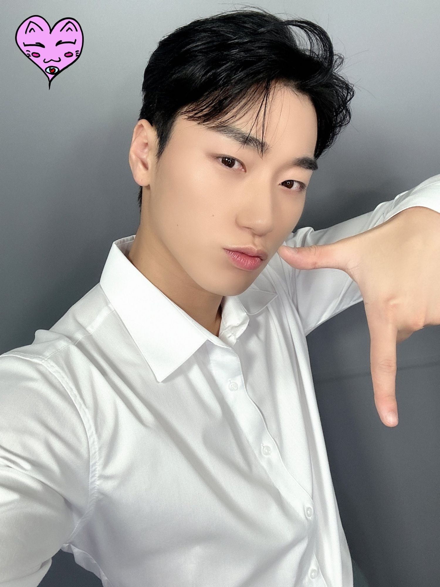 산 (에이티즈) 최근 활동샷
