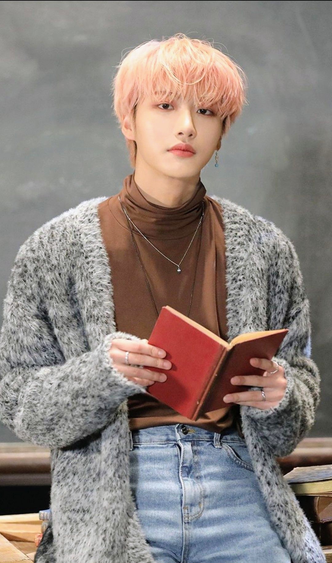 A heartfelt wallpaper shared by Seonghwa (ATEEZ)'s fans