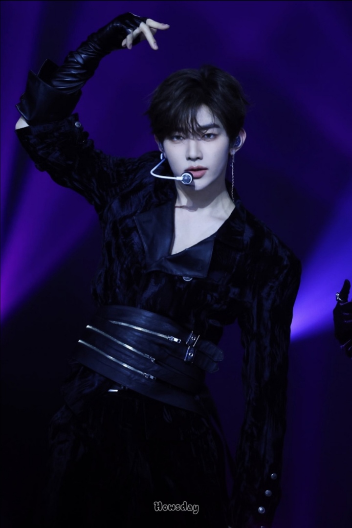 장하오 (제로베이스원)의 비하인드 컷