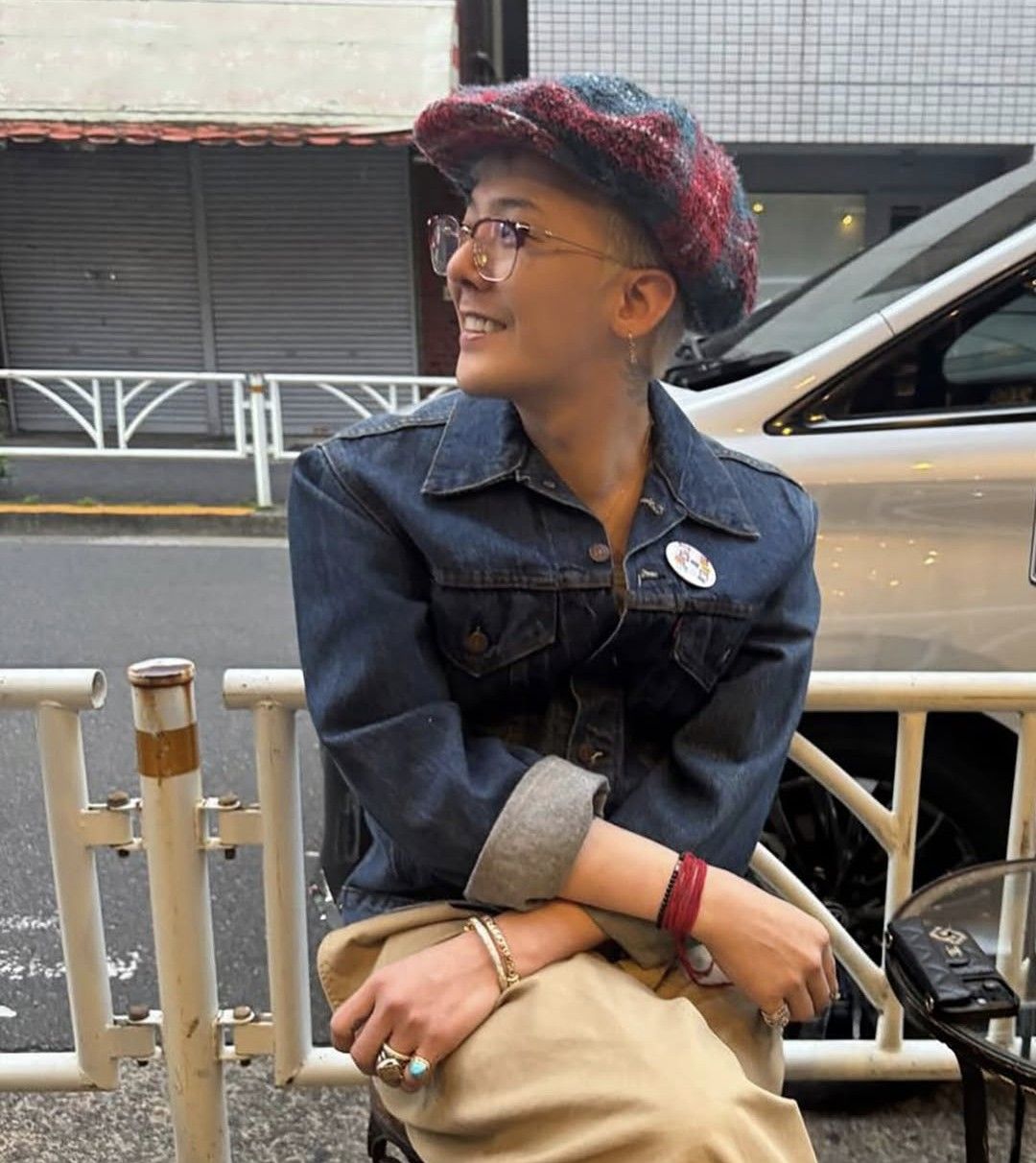 Recent activity shot of G-DRAGON (BIGBANG)