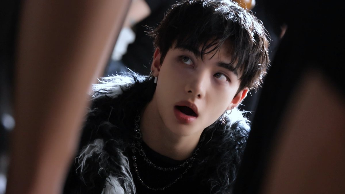 Stray Kids의 비하인드 컷