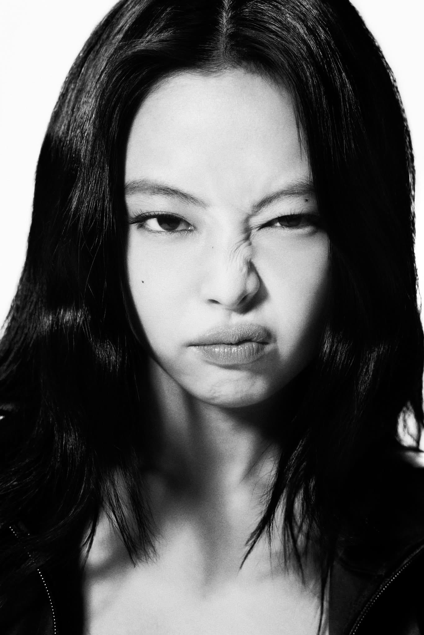 Recent activity shot of Jennie (BLACKPINK)