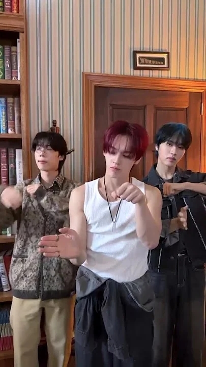 The most beloved wallpaper among n.SSign's fans