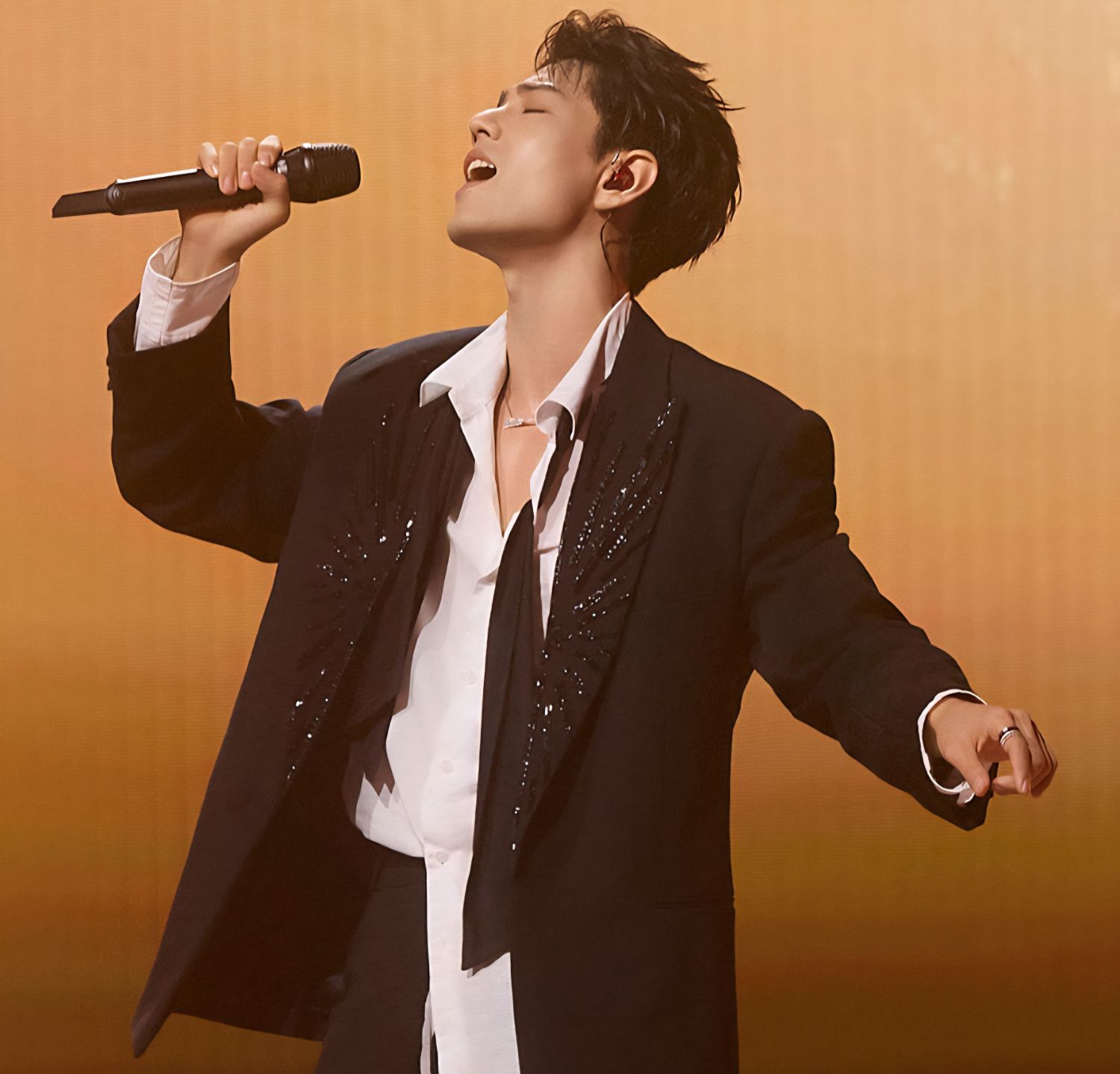 Latest photo of Xiao Zhan