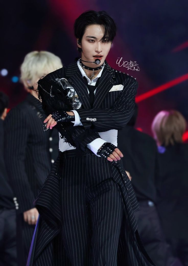 에이티즈 최근 활동샷