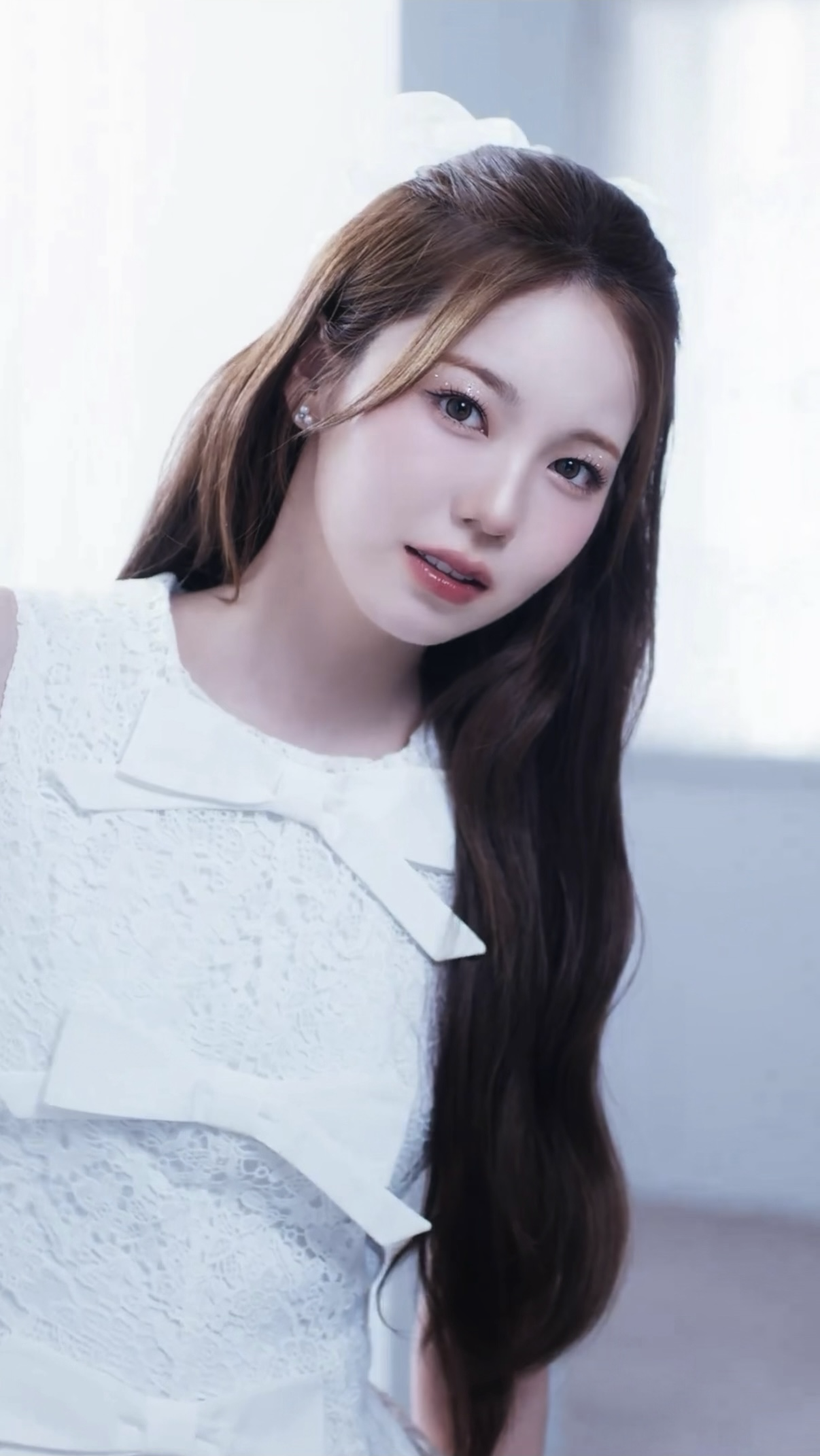 Recent activity shot of Ayaka (NiziU)