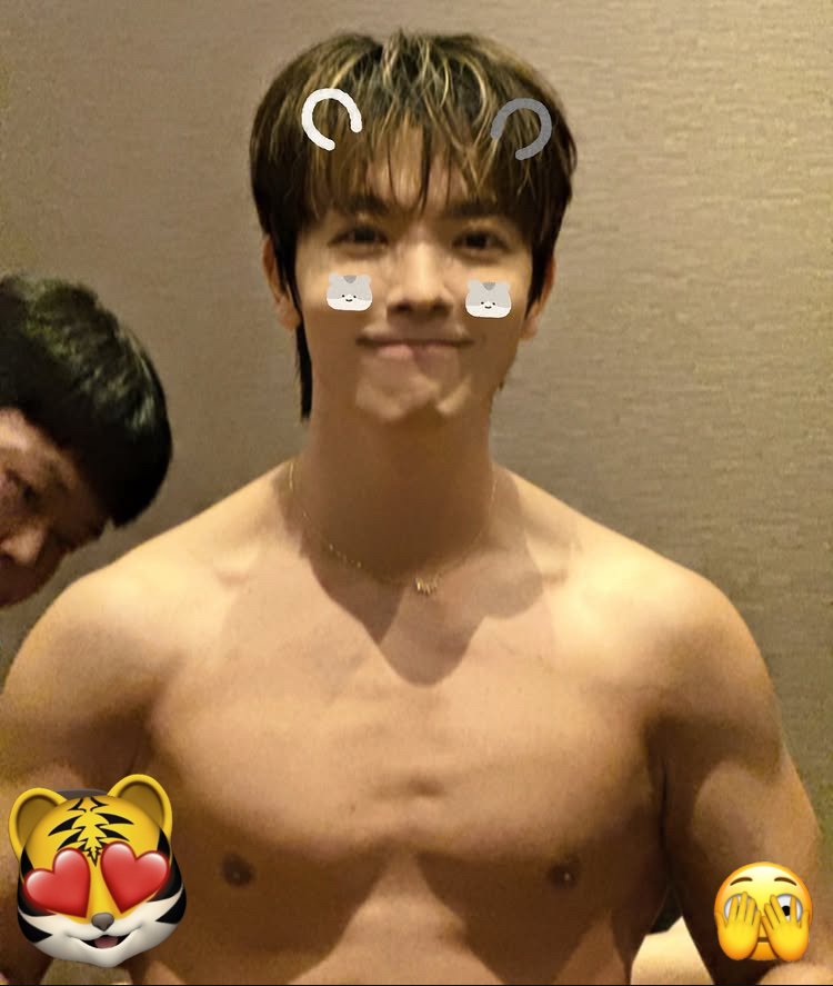 Recent activity shot of Donghae (Super Junior)