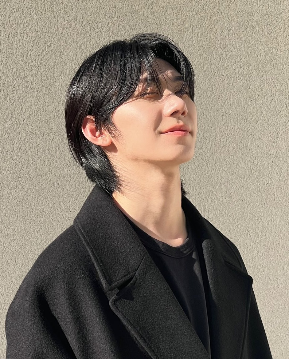 Recent activity shot of Park Han (AHOF)