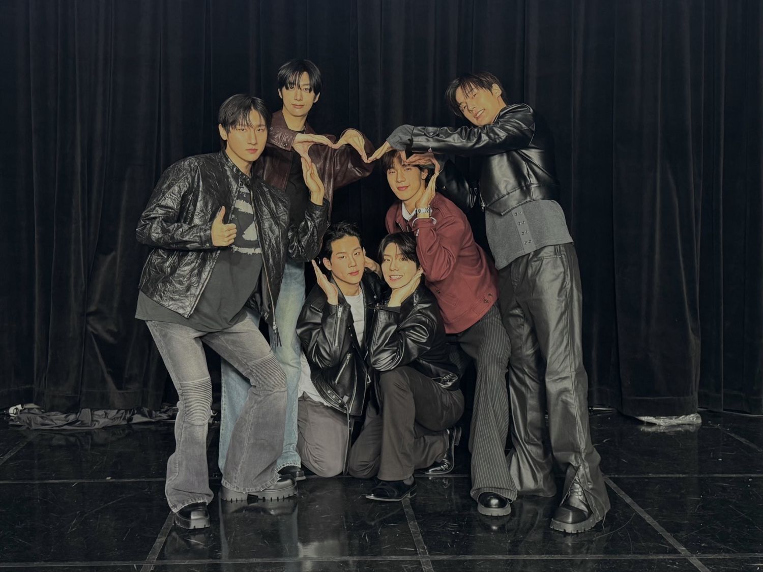 Momen yang diabadikan oleh penggemar MONSTA X