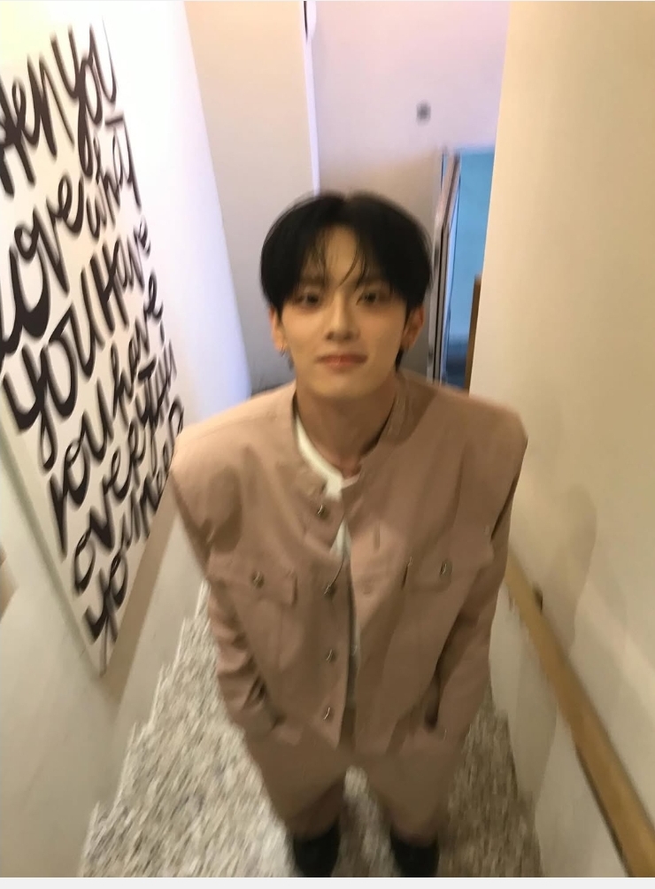 Behind-the-scenes cut of Kangmin (VERIVERY)