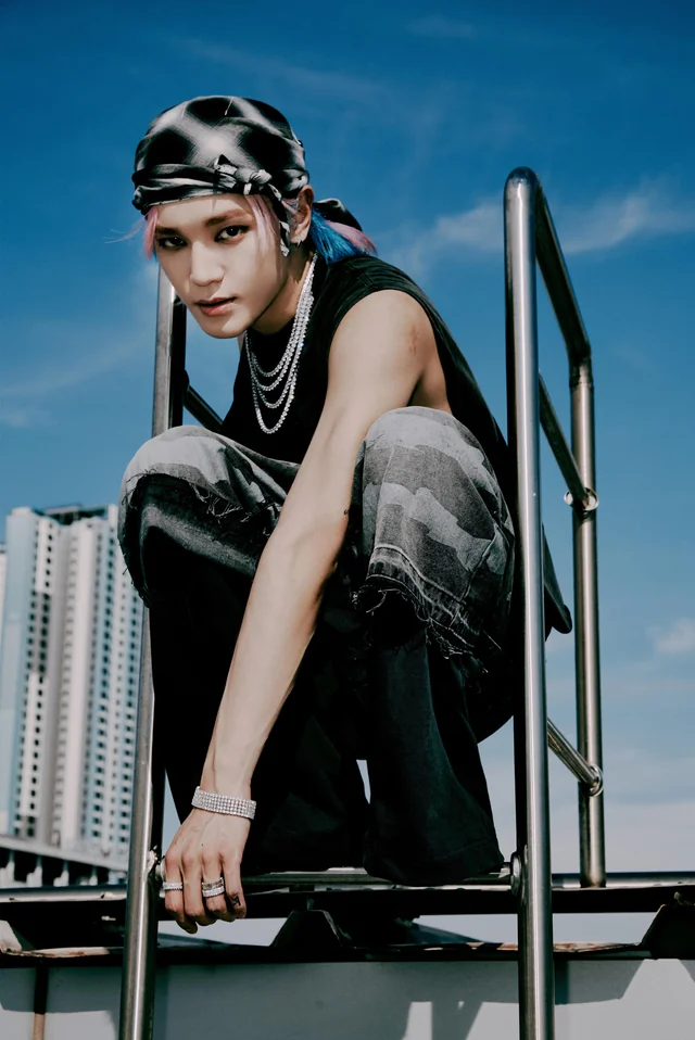 Recent activity shot of YANGYANG (WayV)