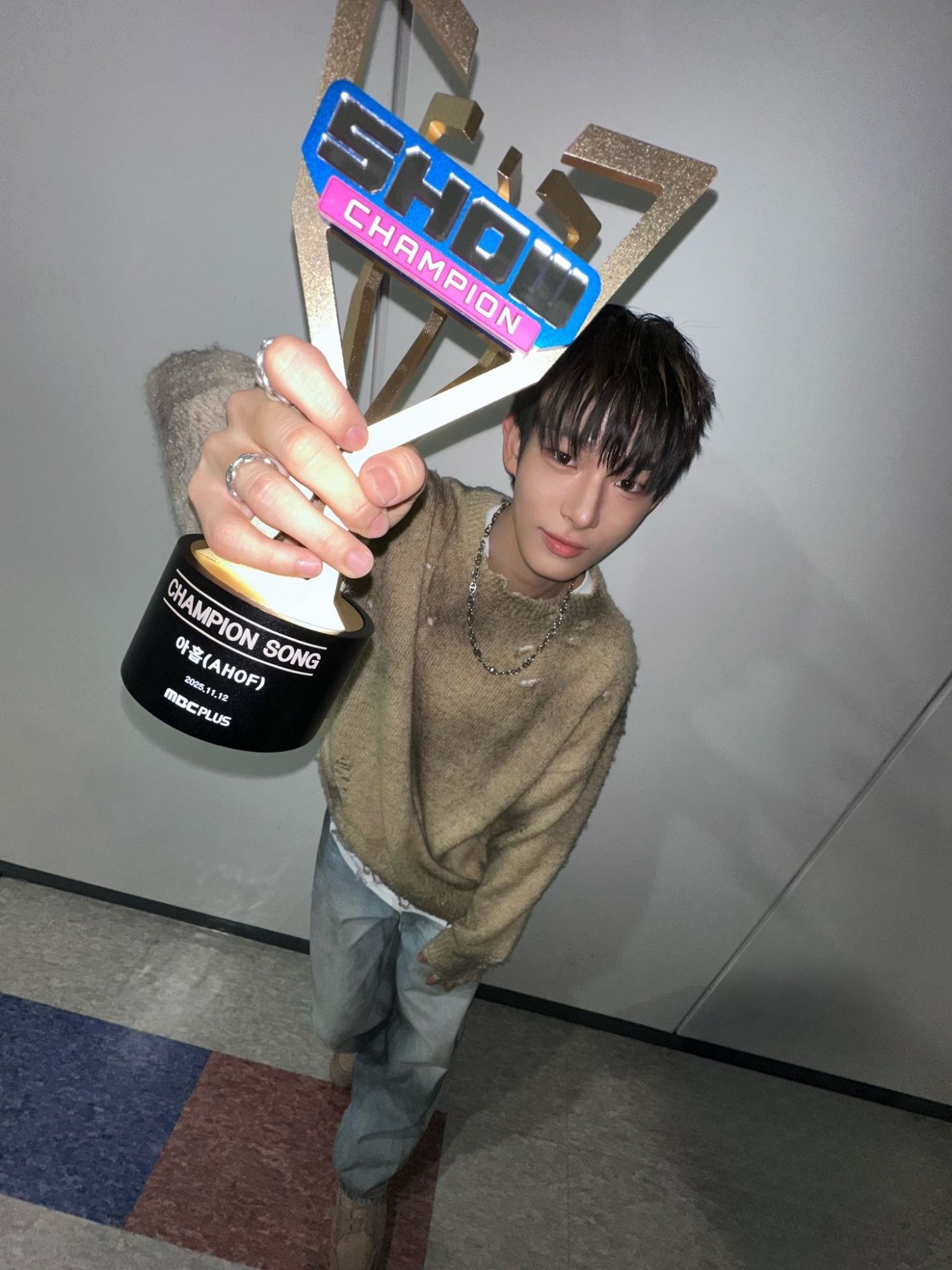 スティーブン (AHOF)の最近の活動写真