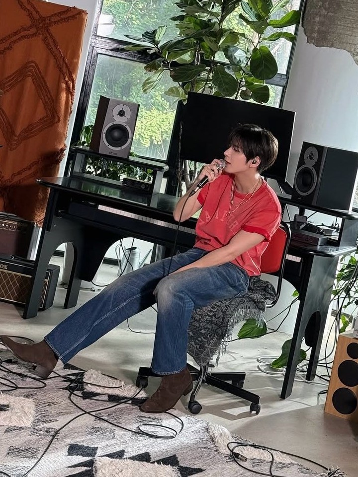 Latest photo of Taehyun (TOMORROW X TOGETHER)
