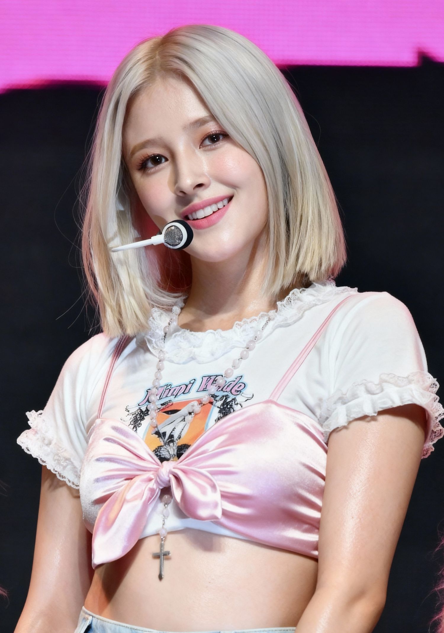 Latest photo of Nancy (MOMOLAND)