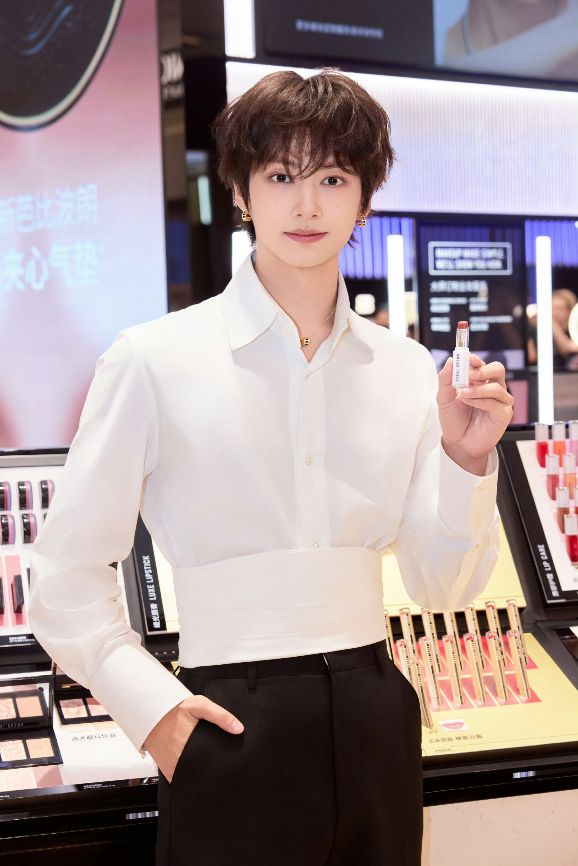 Behind-the-scenes cut of Jun (SEVENTEEN)