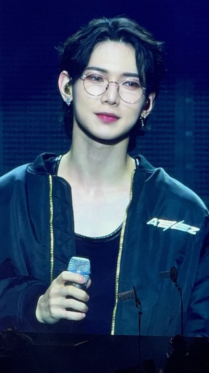 The most beloved wallpaper among Yeosang (ATEEZ)'s fans