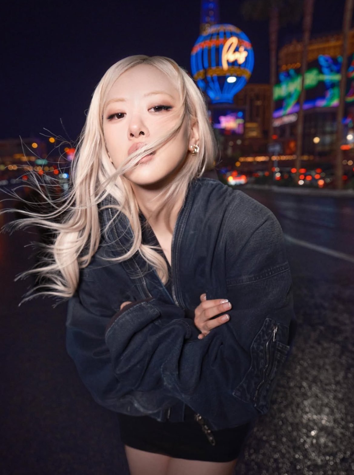 ROSÉ (BLACKPINK)的最新照片