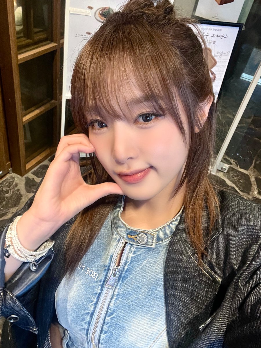 Latest photo of Choi Yena