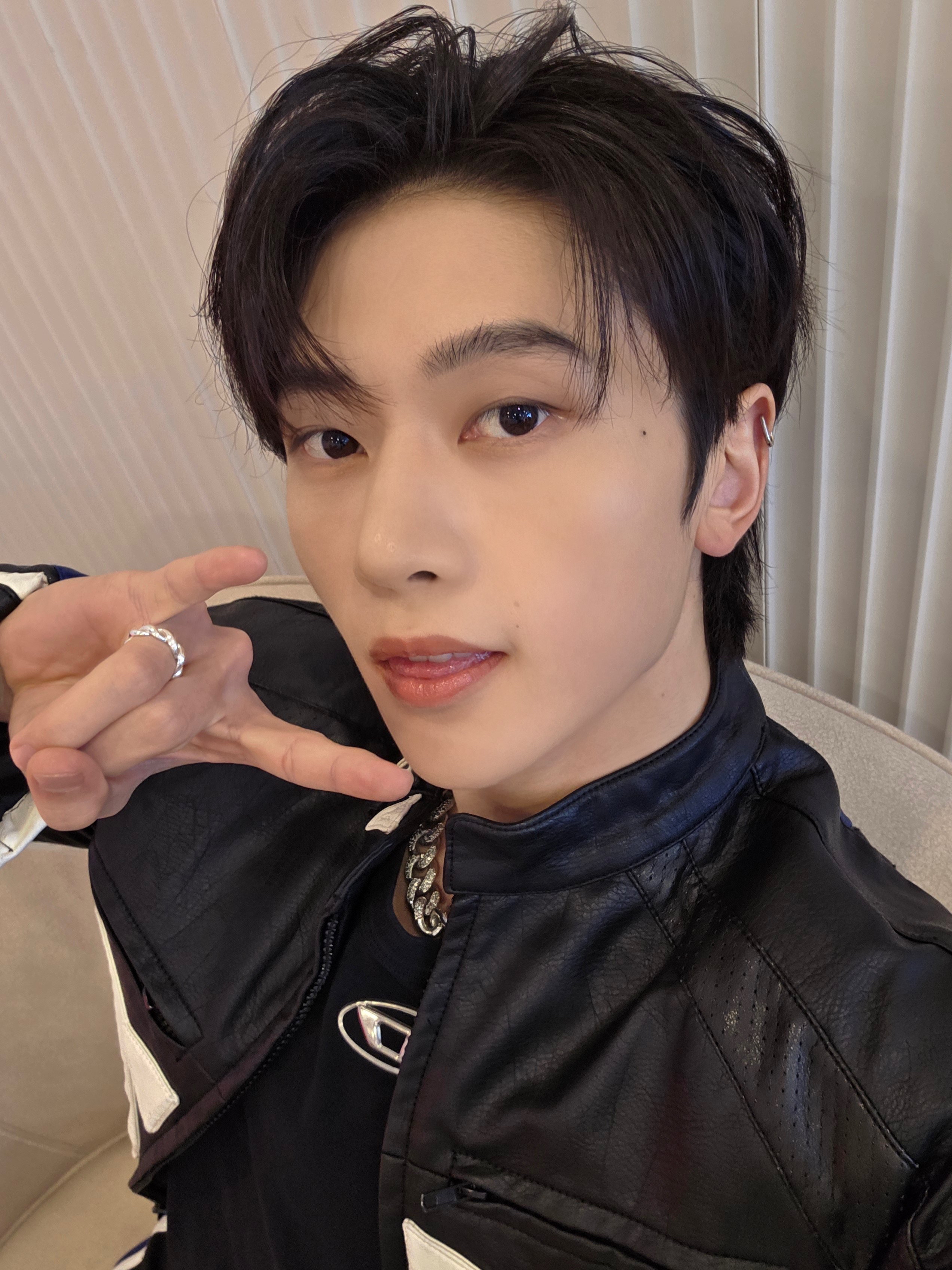 Recent activity shot of Seok Matthew (ZEROBASEONE)