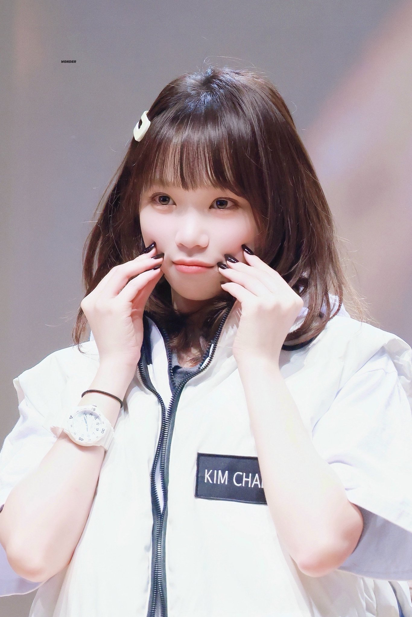 A moment captured by Kim Chaewon (LE SSERAFIM)'s fan