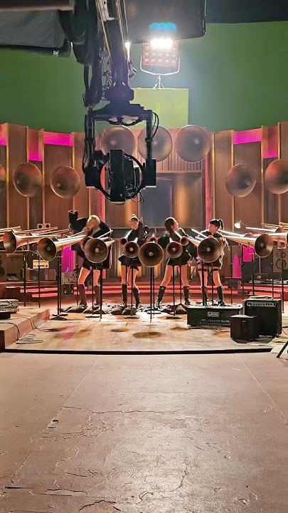 Behind-the-scenes cut of BLACKPINK