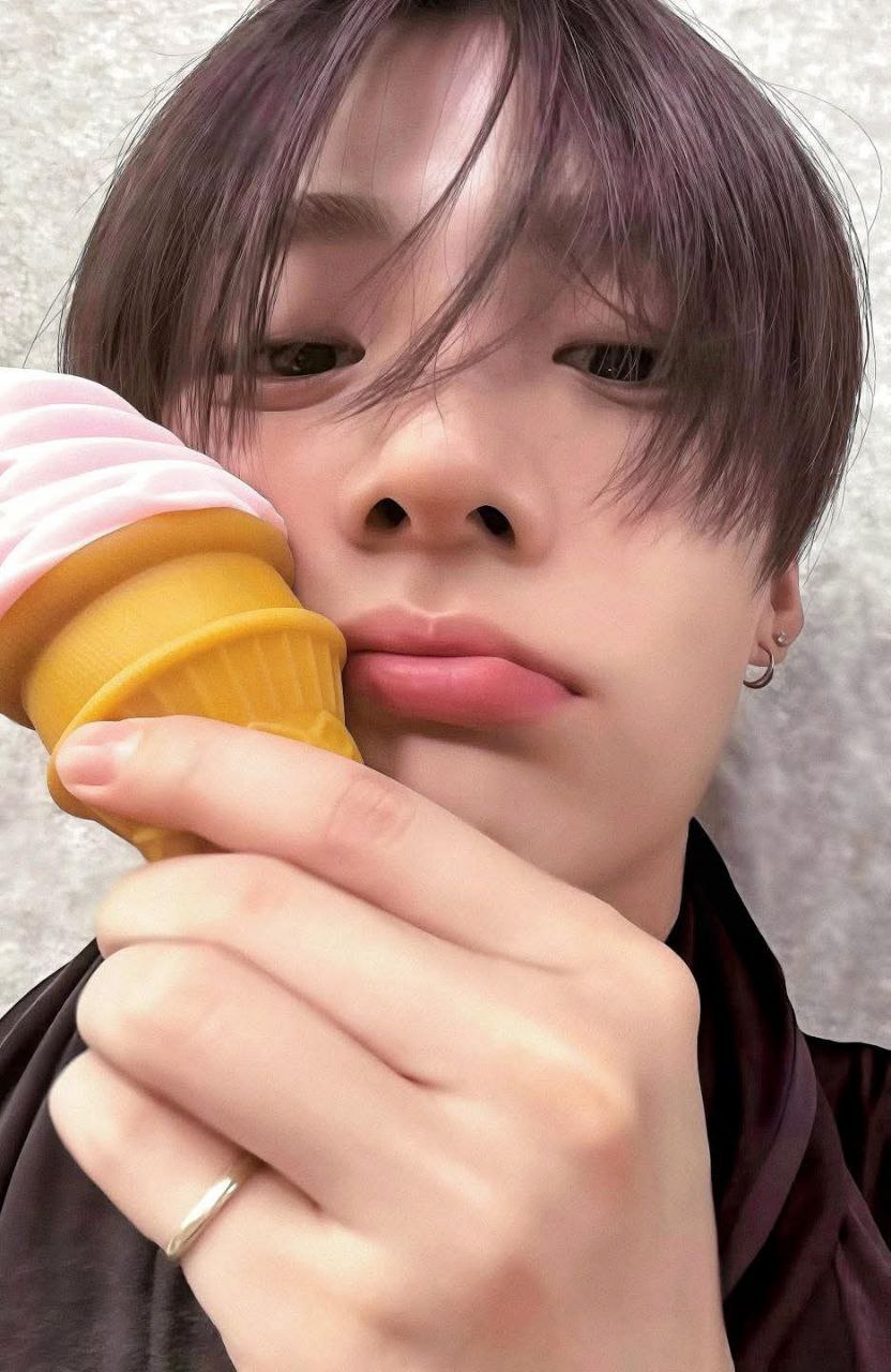 Recent activity shot of Lee Sangwon