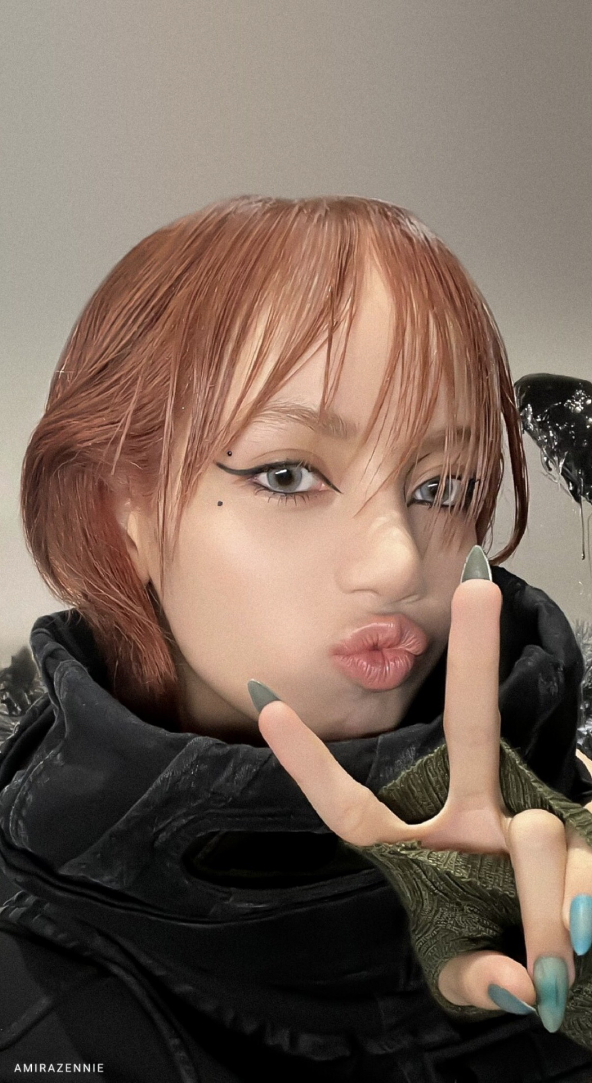 Today's most popular wallpaper in the Lisa (BLACKPINK) community