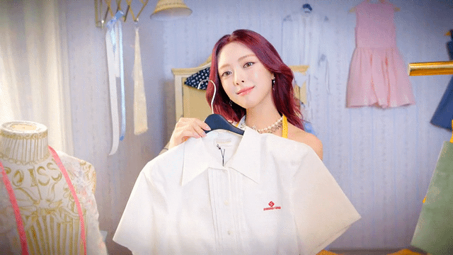 Behind-the-scenes cut of ITZY
