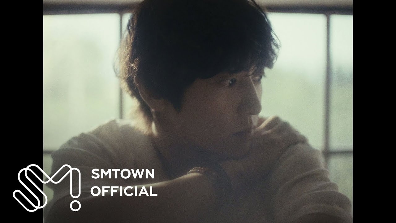 Recent activity shot of Chanyeol (EXO)