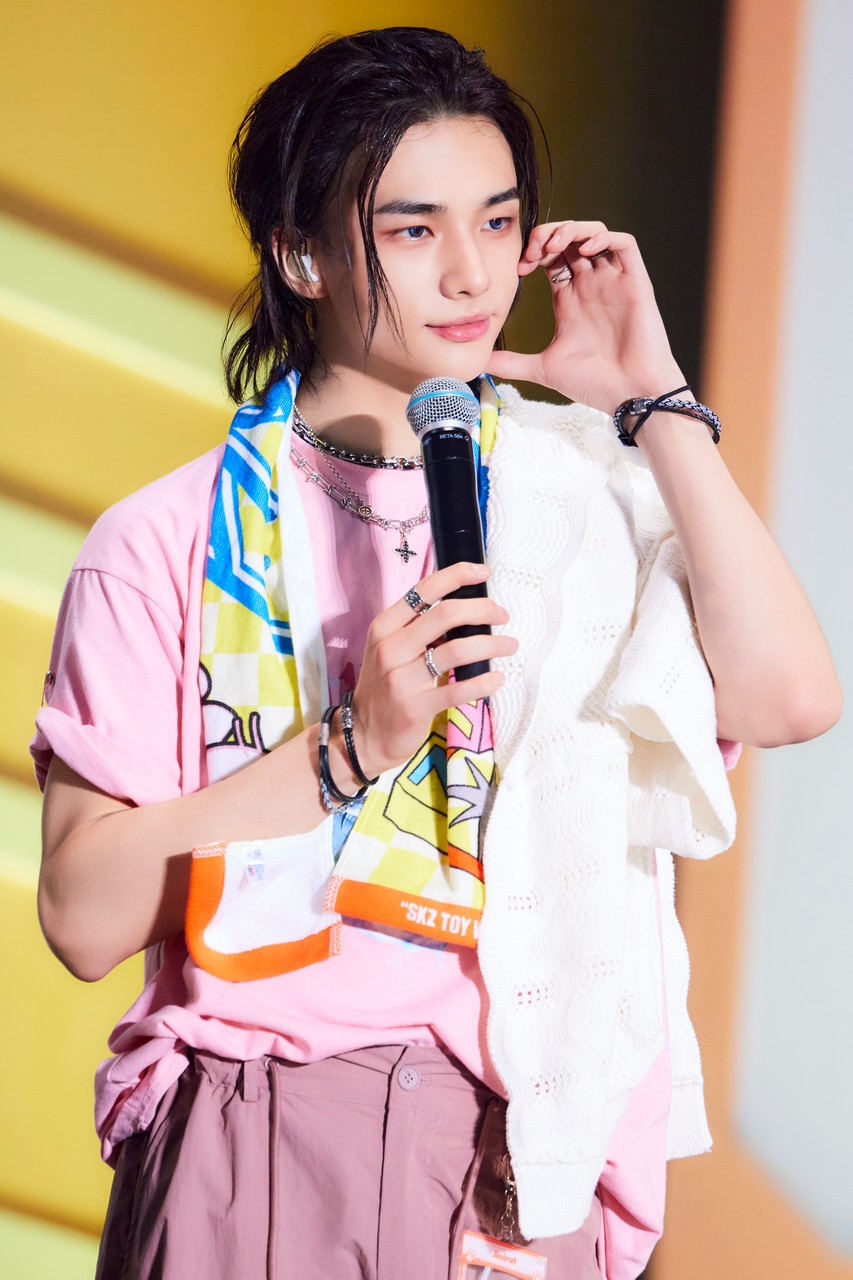 Recent activity shot of Hyunjin (Stray Kids)