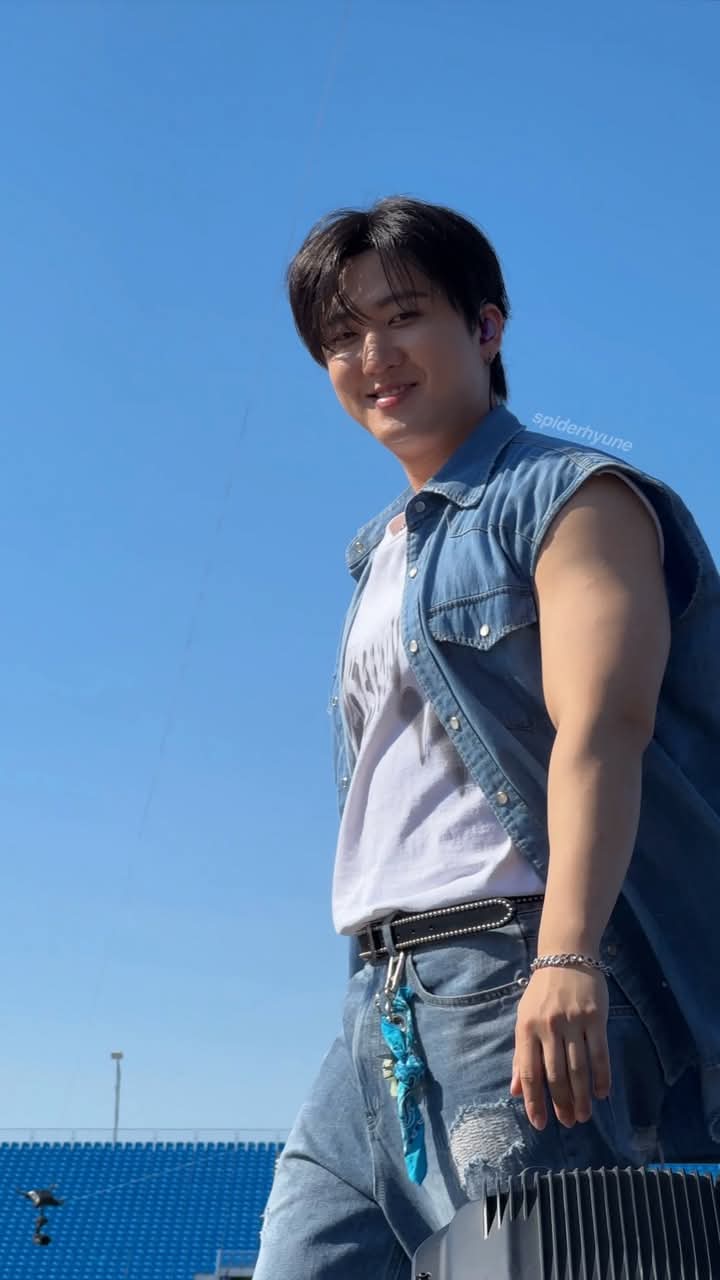 Latest photo of Changbin (Stray Kids)