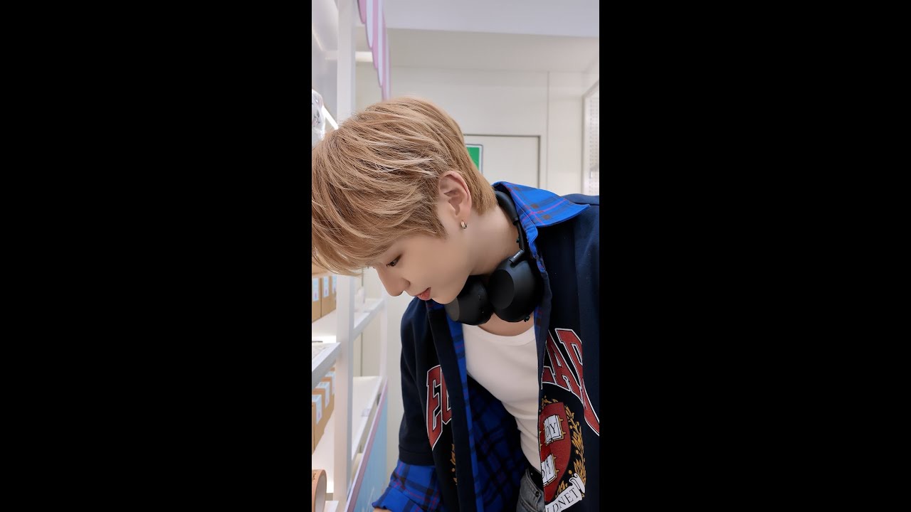 Recent activity shot of Kang Daniel